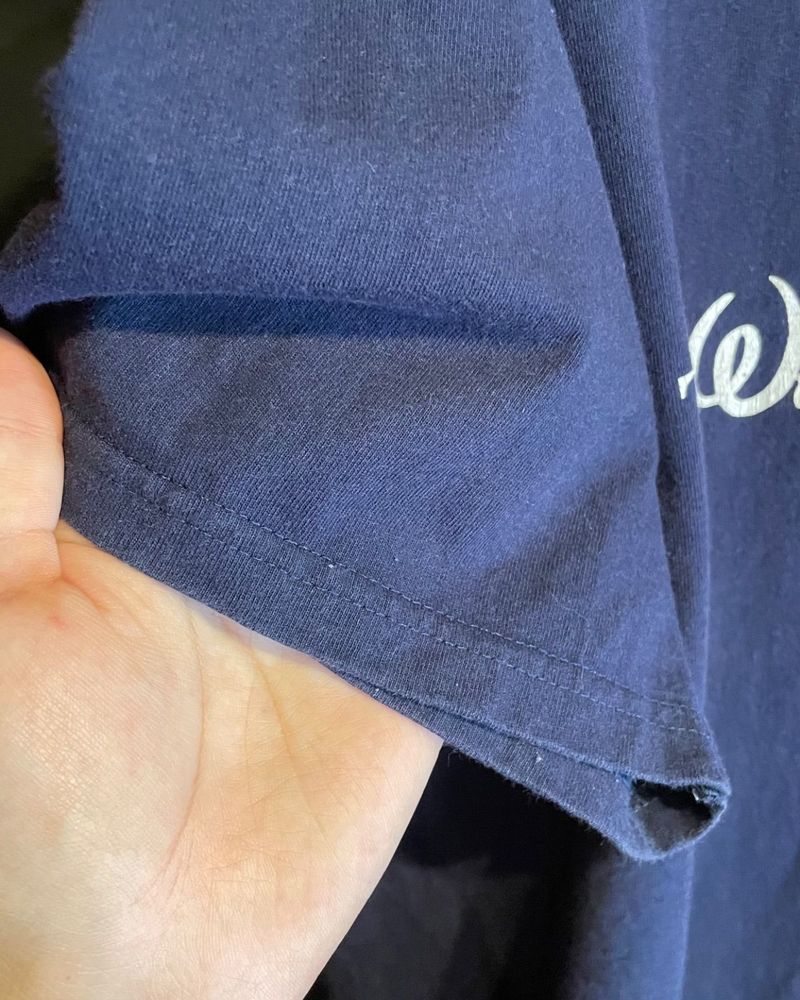 Disney DESIGNS Tシャツ ディテール