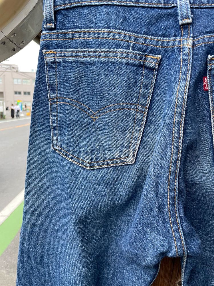 Levi's 505 デニムパンツ 革パッチ
