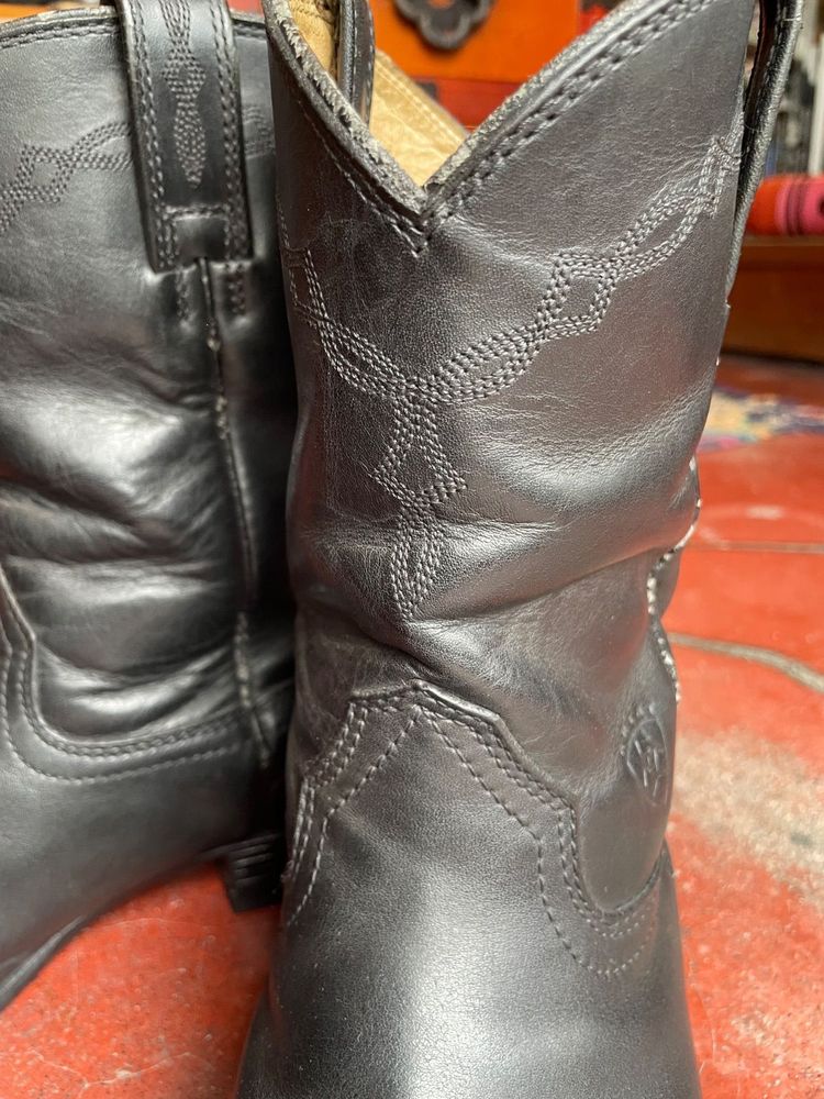 ARIAT ペコスブーツ ディテール